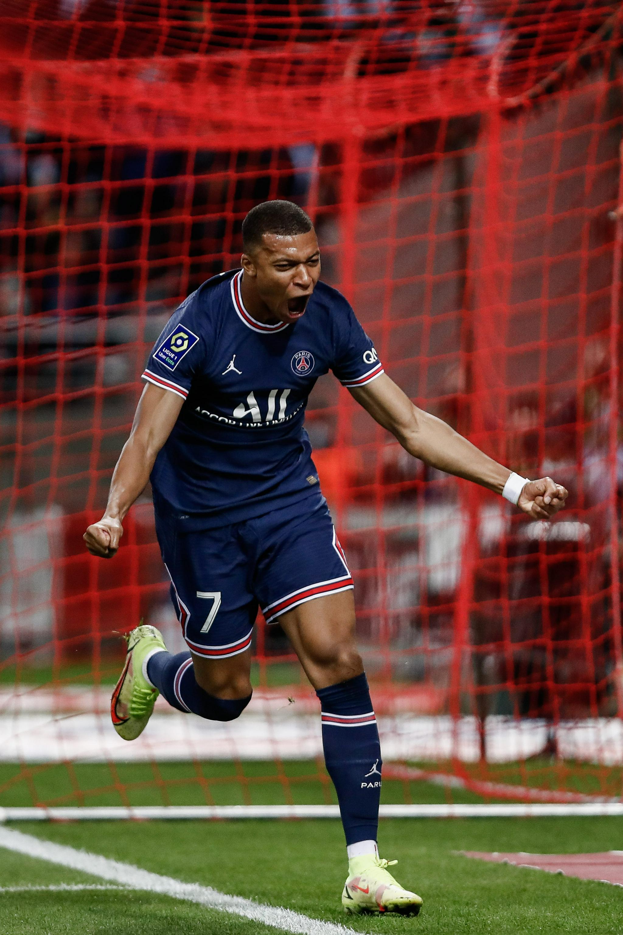 骑士后场双坑！加兰13中2&鲍尔9中1，外线合计16中2