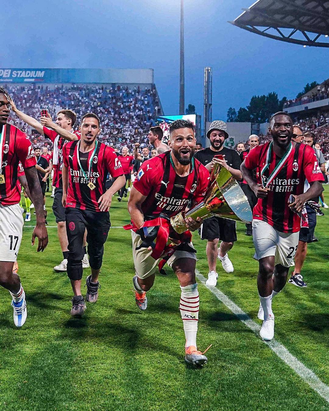 拥有这样的大中锋👍马特塔的终结从容优雅🤌