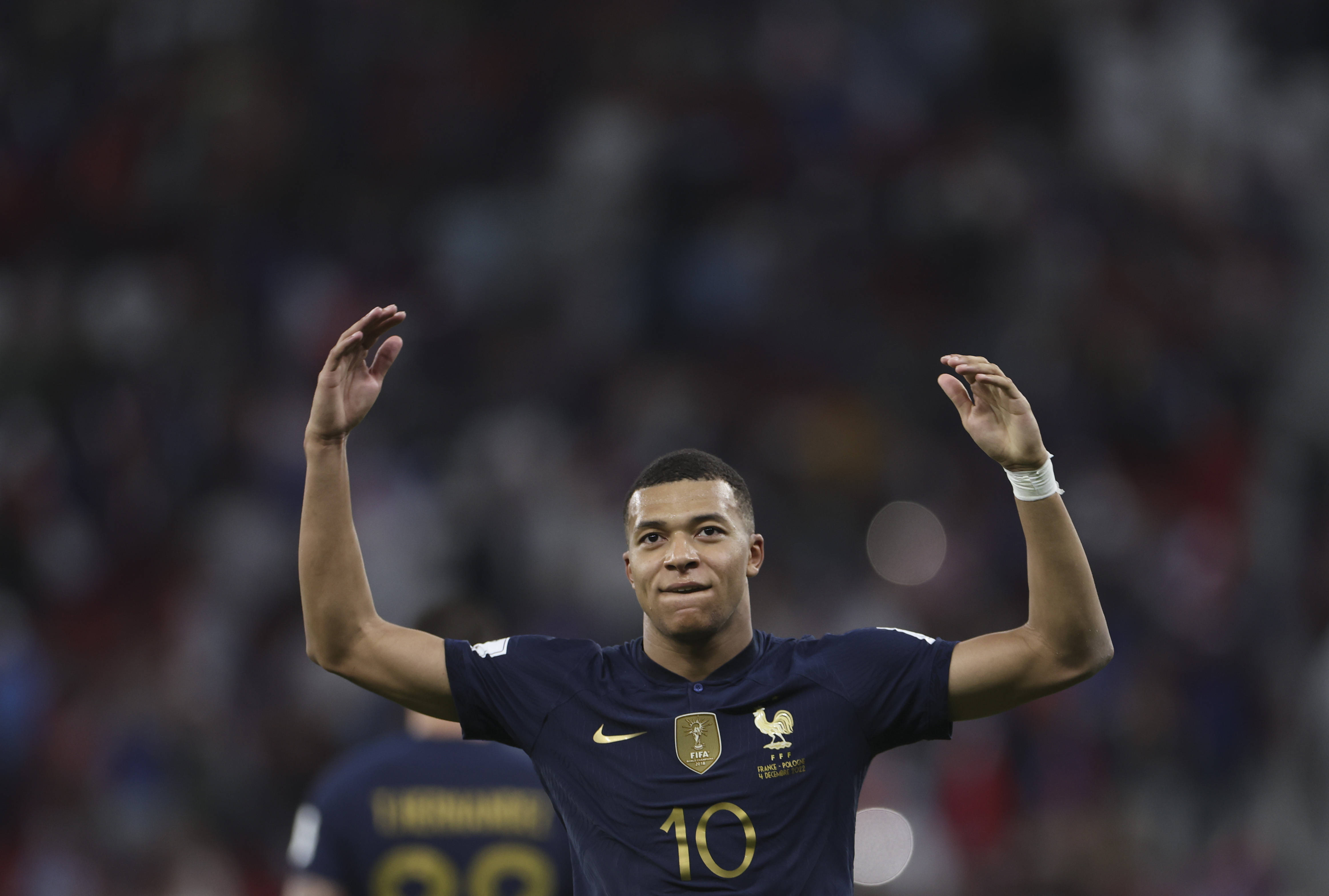 诺伊尔：没考虑重返德国队，希望活在当下和拜仁一起奋斗